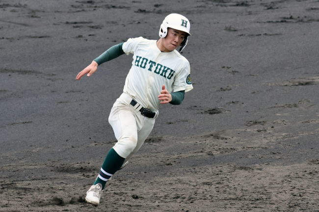 選抜決勝に登板しなかった報徳学園エース、スタンドでわかった